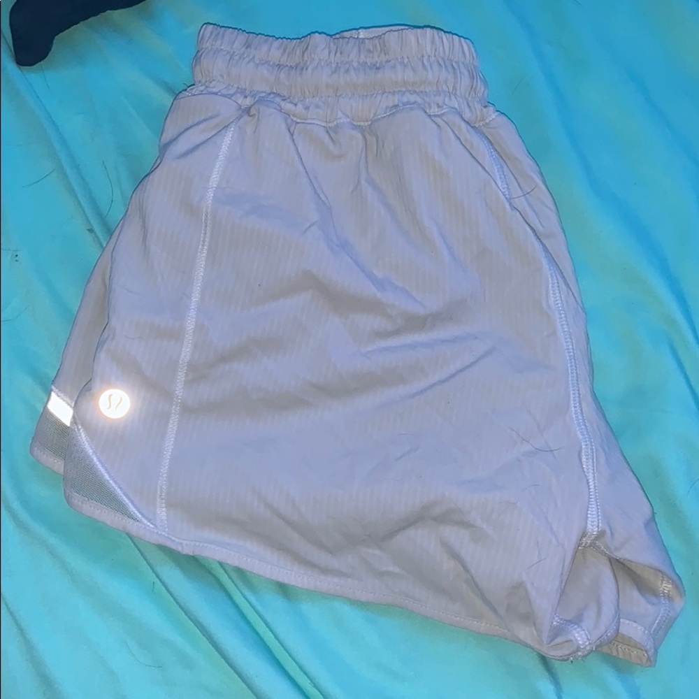 RARE lululemon gray hottie hot shorts